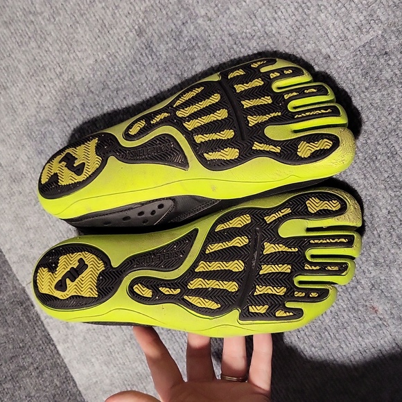 Men's barefoot toe shoes - Picture 3 of 4